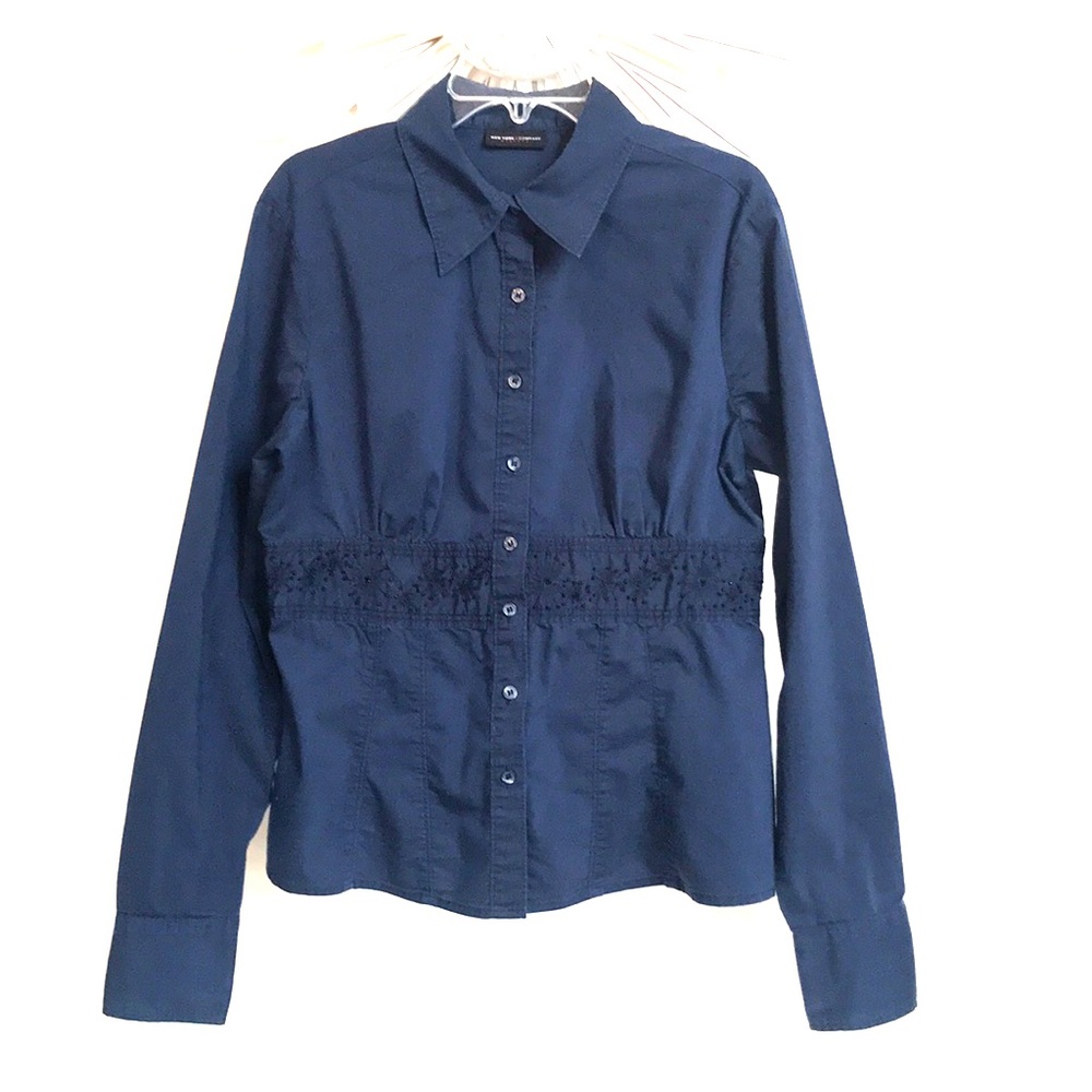 New York & Company women blue button down shirt M